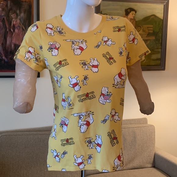 WINNIE THE POOH DISNEY T SHIRT - Picture 1 of 11
